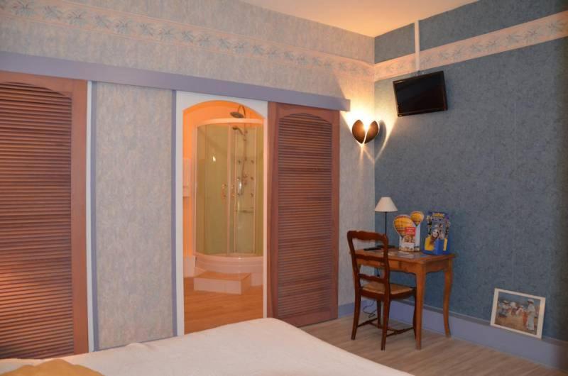 Hotel Le Lion D'Or Selles-sur-Cher Zimmer foto